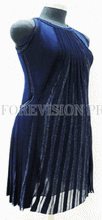 Elegant pleated dress in 14G knits workmanship